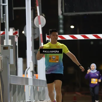 Runner Photo 7086891