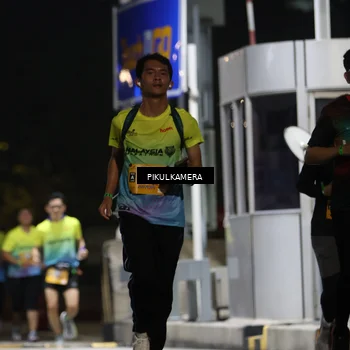 Runner Photo 7086900