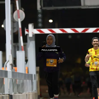Runner Photo 7086909