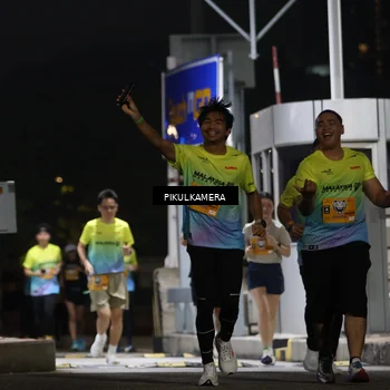 Runner Photo 7086914