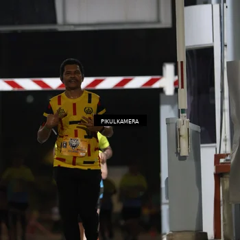 Runner Photo 7086917