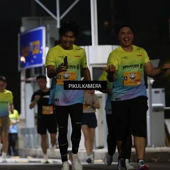 Runner Photo 7086919