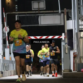 Runner Photo 7086923