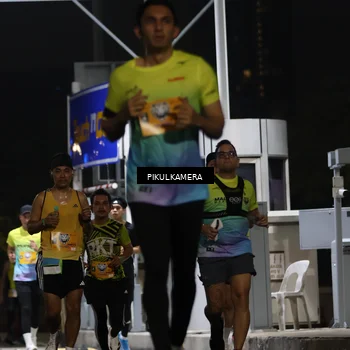 Runner Photo 7086952