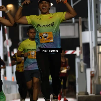 Runner Photo 7086954