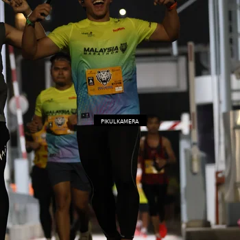 Runner Photo 7086958