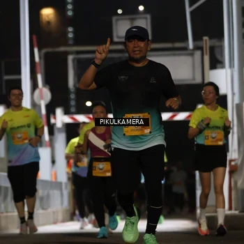 Runner Photo 7086974