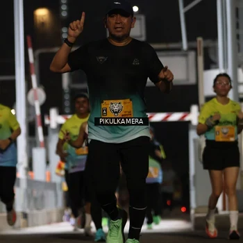 Runner Photo 7086976