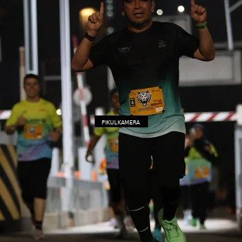 Runner Photo 7086979