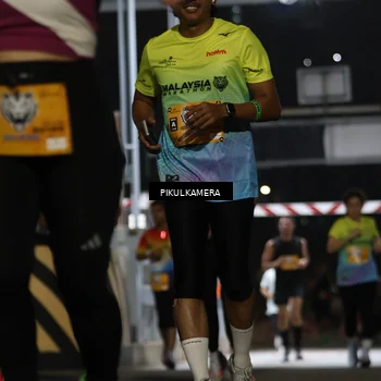 Runner Photo 7086981