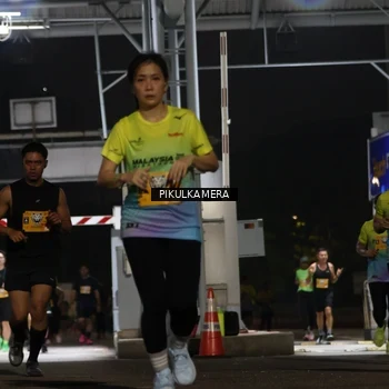 Runner Photo 7086997
