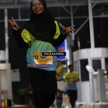 Runner Photo 7087000