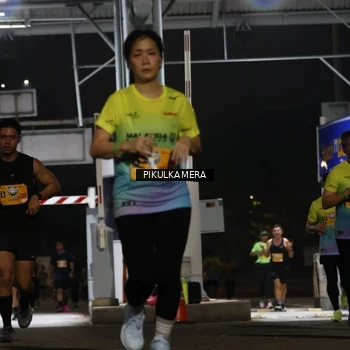 Runner Photo 7087001