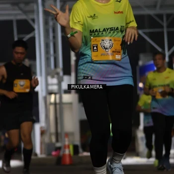 Runner Photo 7087002
