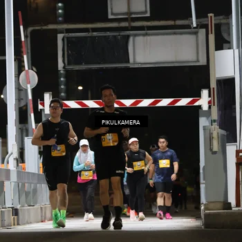 Runner Photo 7087007