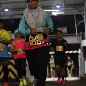 Runner Photo 7087040