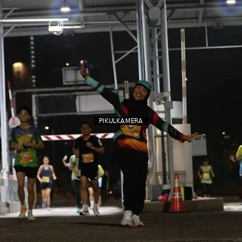 Runner Photo 7087043