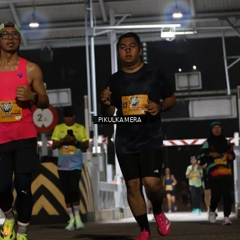 Runner Photo 7087046