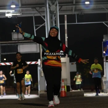 Runner Photo 7087051