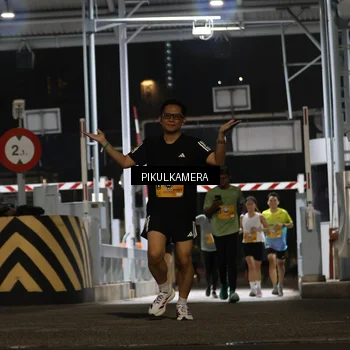 Runner Photo 7087055
