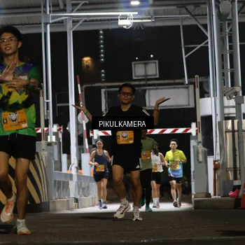 Runner Photo 7087059