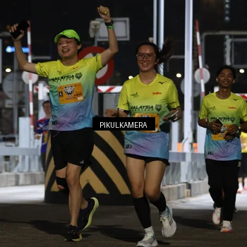 Runner Photo 7087105