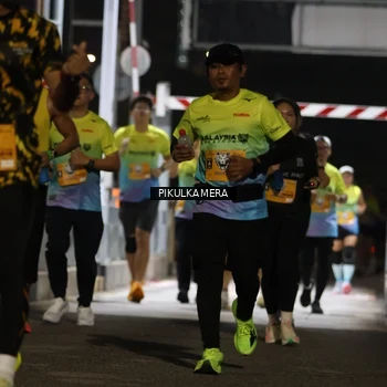 Runner Photo 7087130