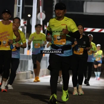 Runner Photo 7087131