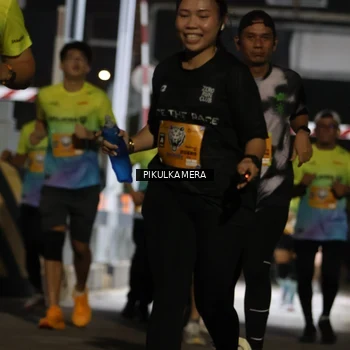 Runner Photo 7087146
