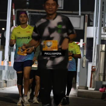 Runner Photo 7087148