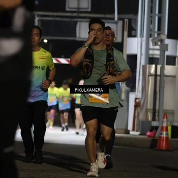 Runner Photo 7087149
