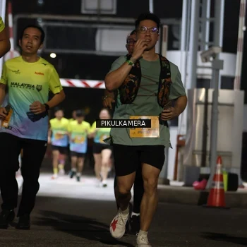 Runner Photo 7087151