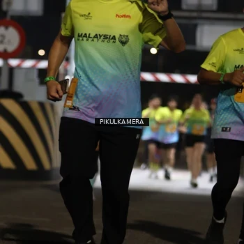 Runner Photo 7087156