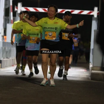 Runner Photo 7087159