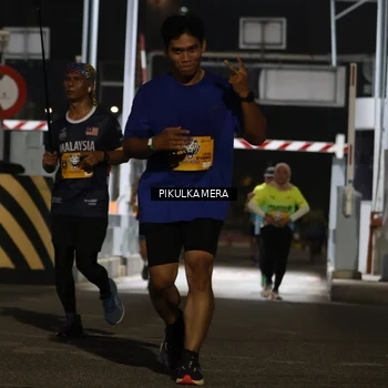 Runner Photo 7087179
