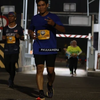 Runner Photo 7087181