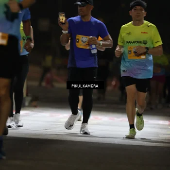 Runner Photo 7087224