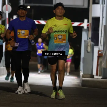 Runner Photo 7087230
