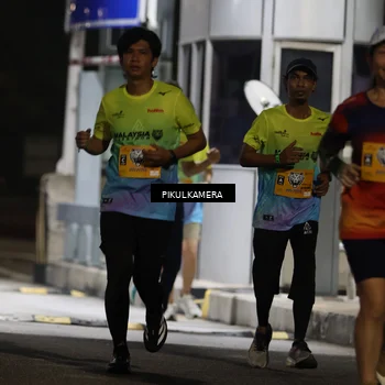 Runner Photo 7087232