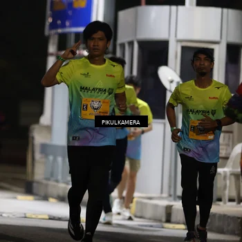 Runner Photo 7087235