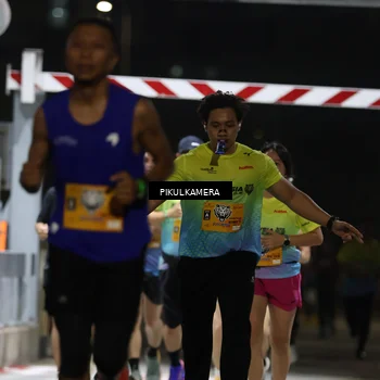 Runner Photo 7087241