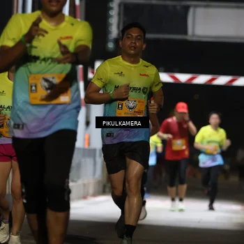 Runner Photo 7087271