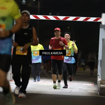 Runner Photo 7087274