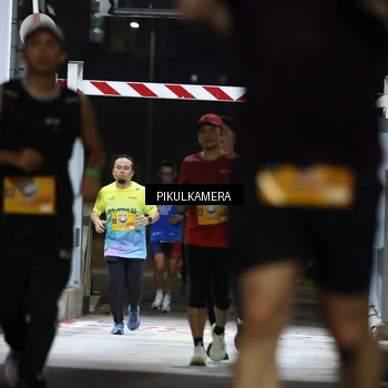 Runner Photo 7087275