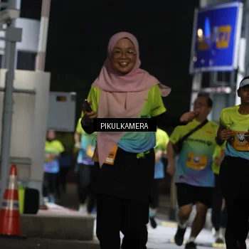 Runner Photo 7087279