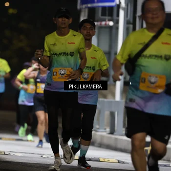 Runner Photo 7087287