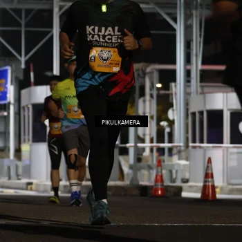 Runner Photo 7087332