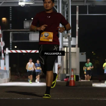 Runner Photo 7087335