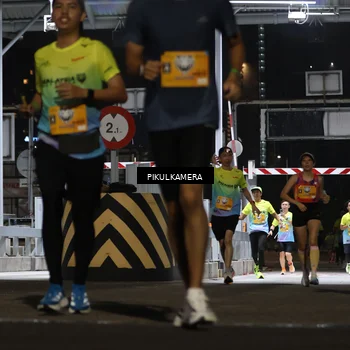 Runner Photo 7087346