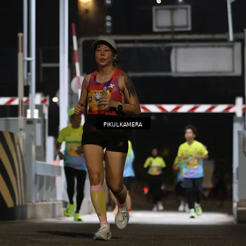 Runner Photo 7087349